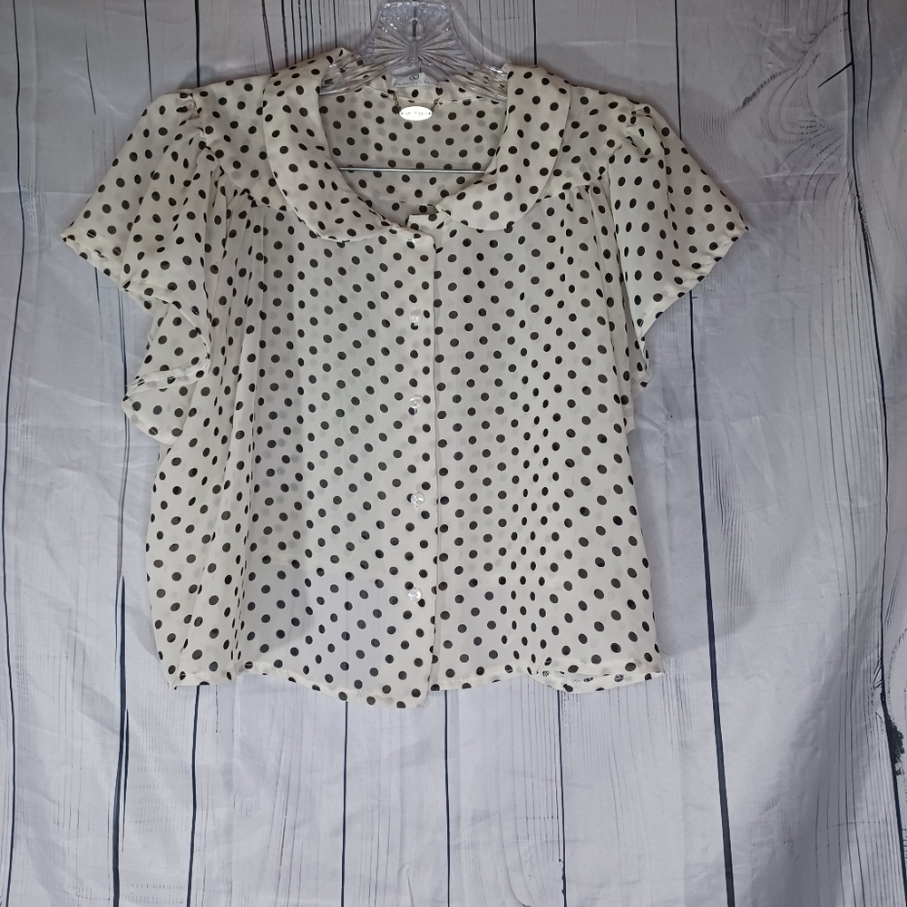 Ali & Kris Cropped Polka Dot Retro Y2K Button-Up Blouse - Black and Cream